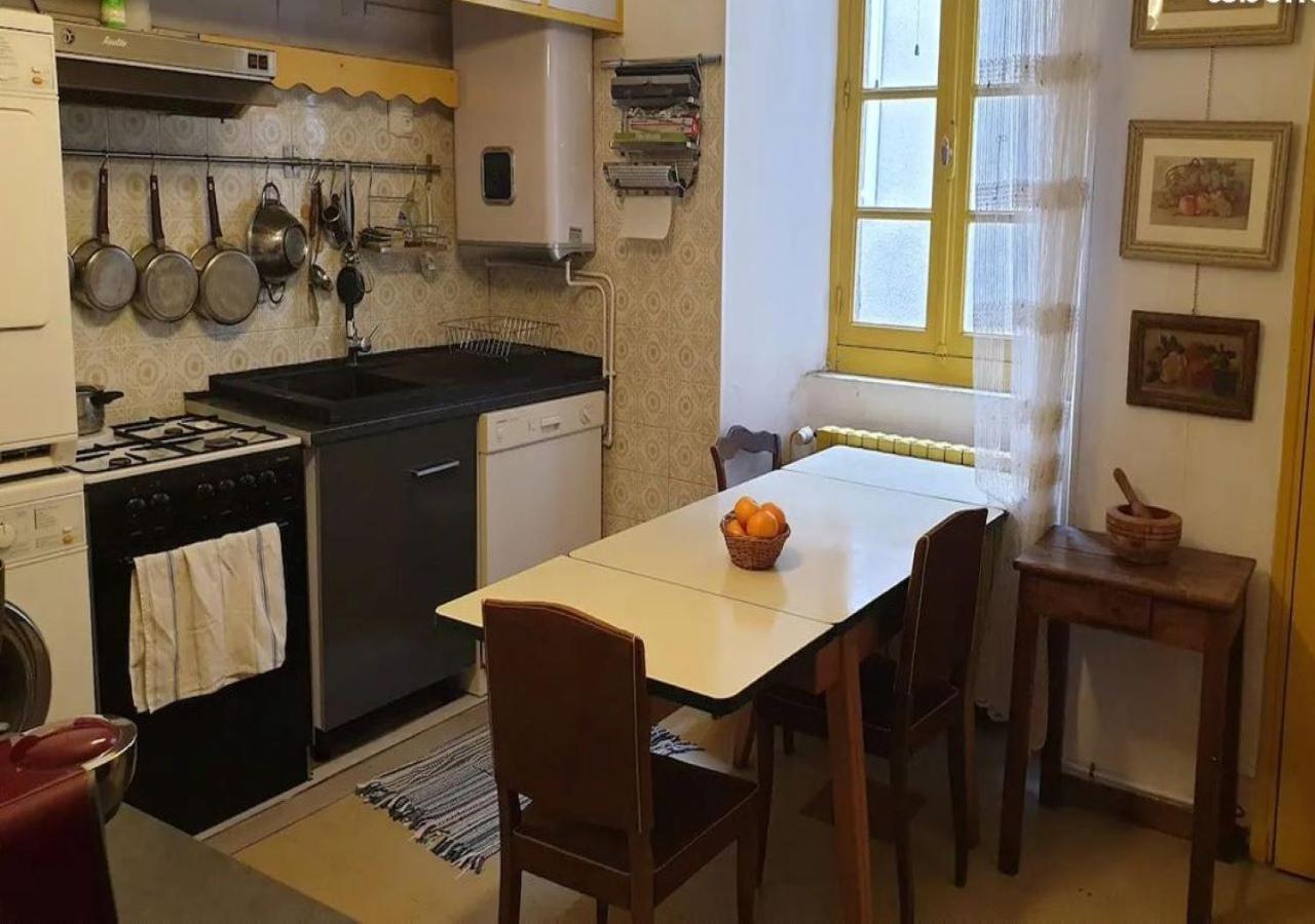 Appartement de 100m² avec parking Florac Buitenkant foto